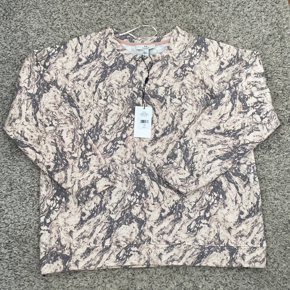 NWT - H Halston Studio - Sweatshirt